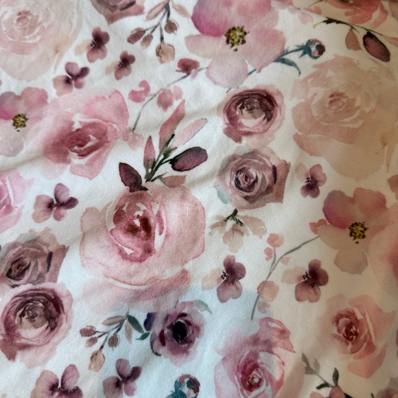 Floral Baby Swaddles - Picture 3 of 3